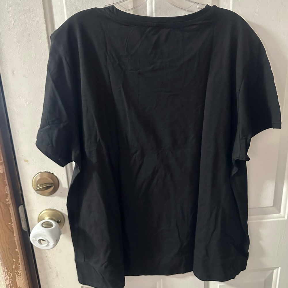 DISNEY PLUS SIZE TINKERBELL GRAPHIC TEE: BLACK: NWT: SZ 2XL - Picture 5 of 5